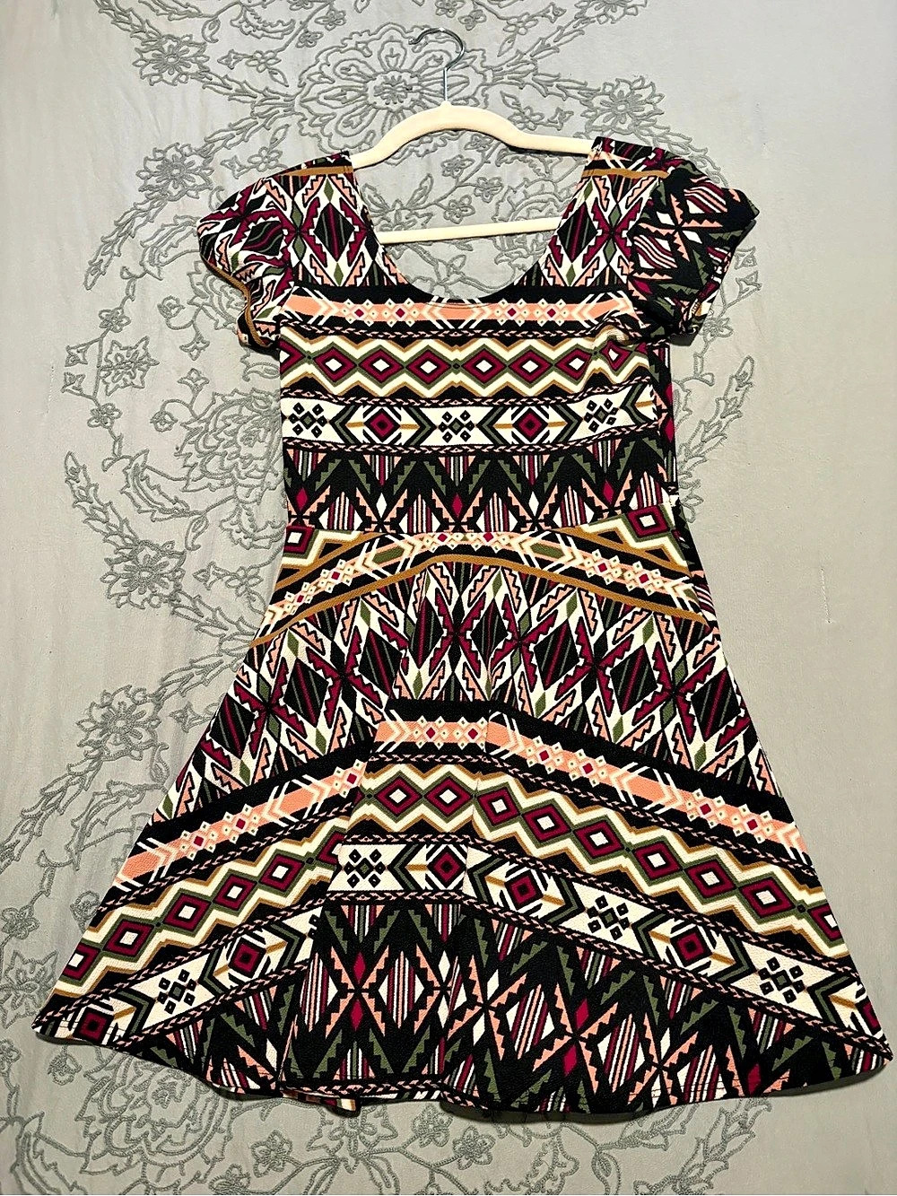 Geometric fit & flare Mini Dress in Black & Red Like New